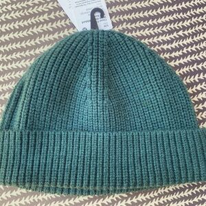 Lululemon beanie, brand new, with tags, teal green, wool blend, knit beanie.
